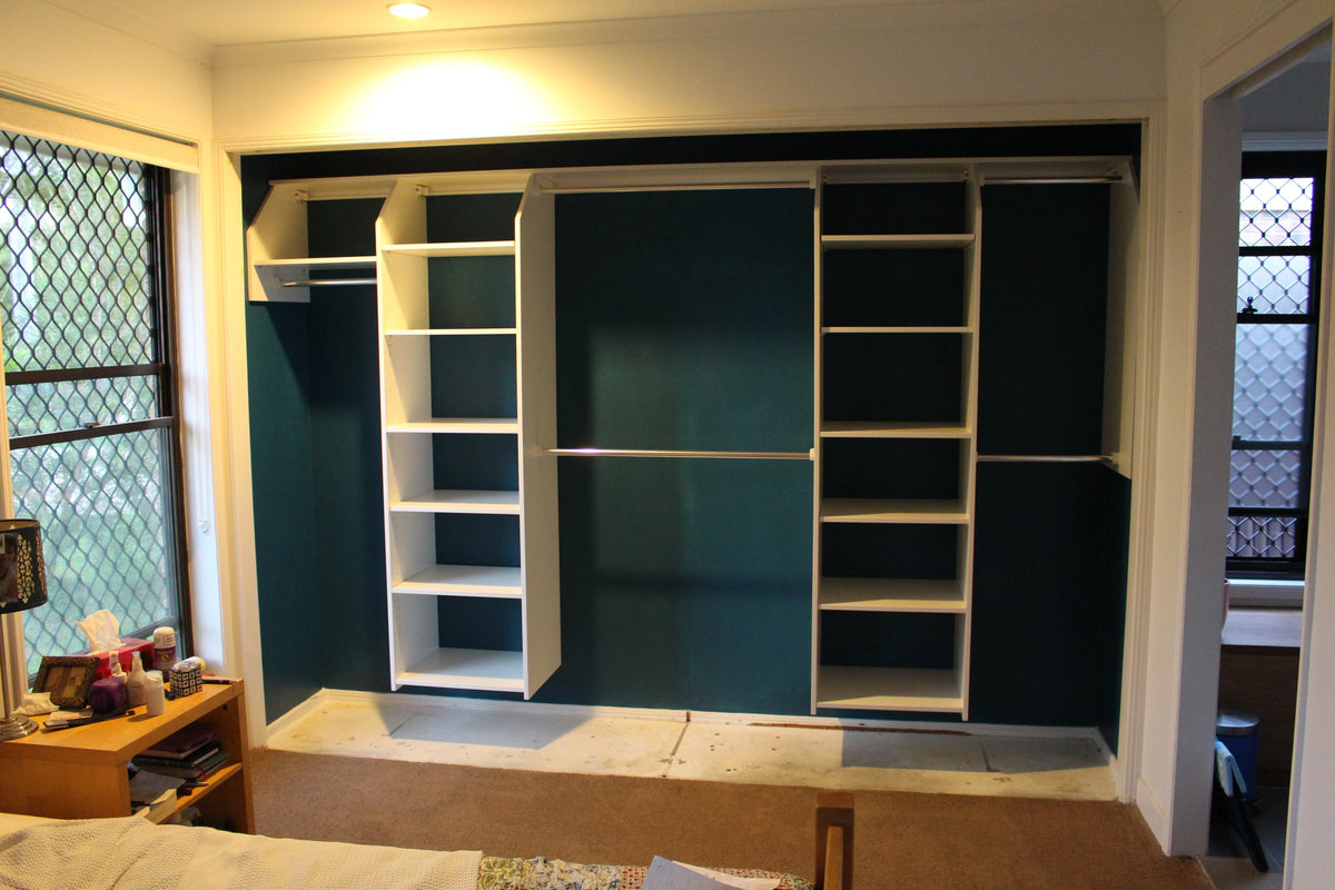 Wardrobe shelving