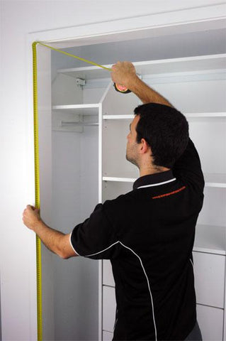 Measure both the left hand and right hand heights.